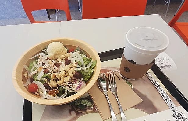 개인 식사·영수증 사진 — 작은 문구 판독·영문화 미완료