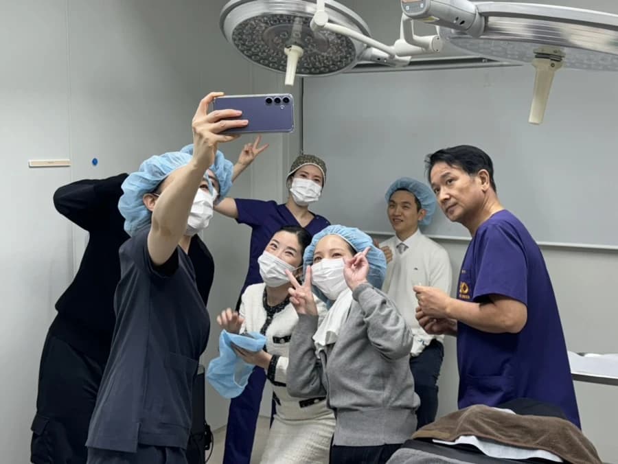 원문 이미지 2 — 당시 자료와 크레딧 유지, 재게시 승인 대기